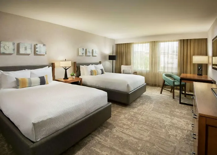 Mission Palms Hotel 4*